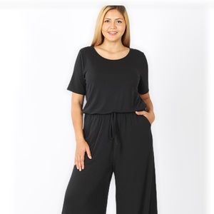 NWOT, plus size jumpsuit!